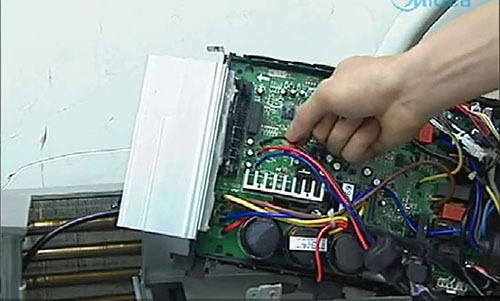 祥云美的空调电话是多少